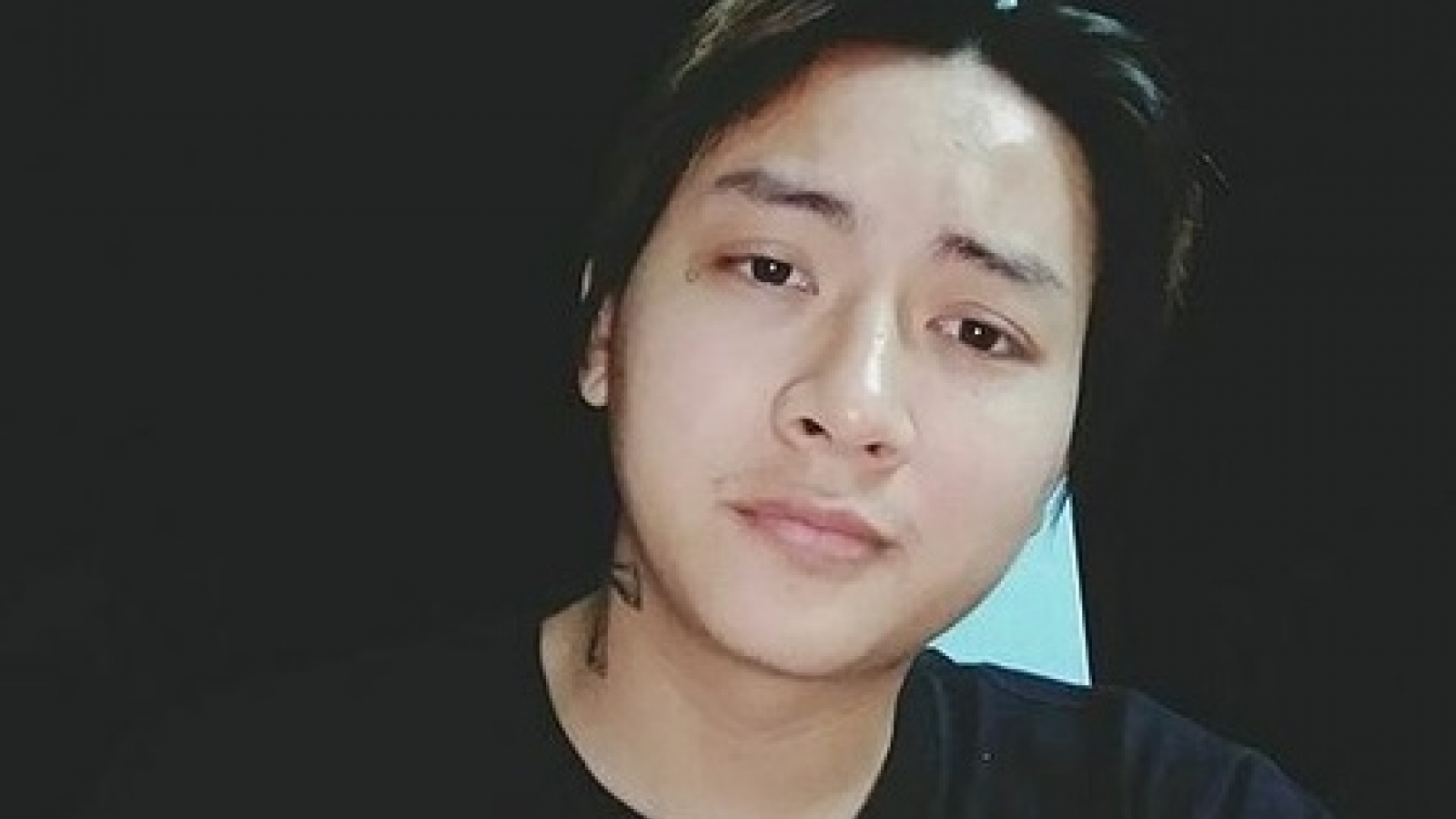 Hoài Lâm: “Sức khỏe ổn nhưng tôi chưa nghĩ đến chuyện đi hát lại“