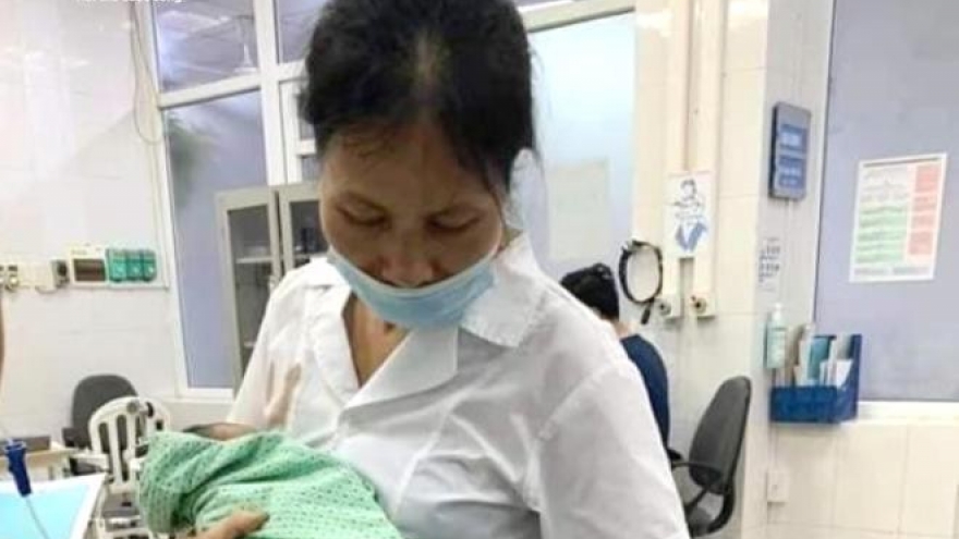 Sức khỏe bé sơ sinh bị bỏ rơi chuyển xấu