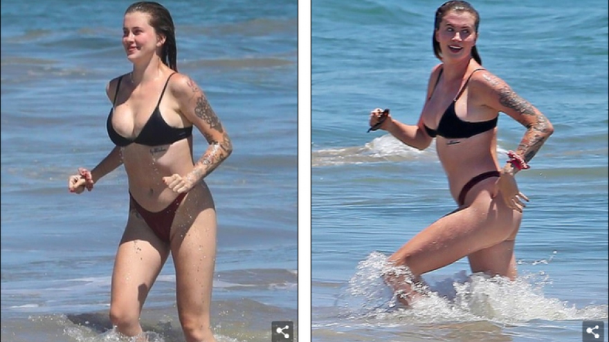 Con gái tài tử Alec Baldwin gợi cảm với bikini nhỏ xíu