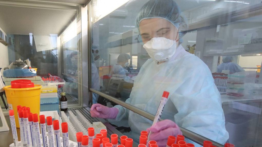 Nga phát triển vaccine ngừa Covid-19 không cần tiêm