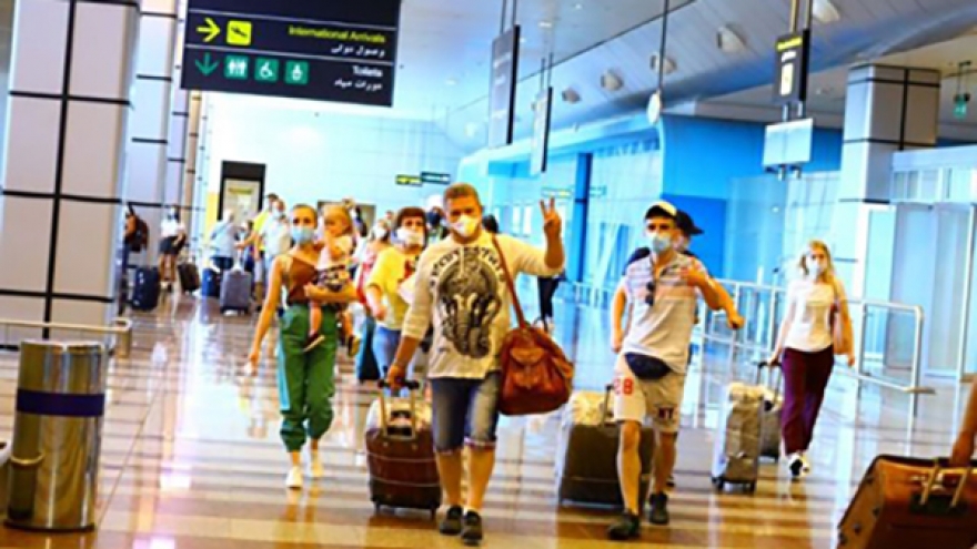 Ai Cập đón hơn 4.000 du khách trong tuần mở cửa đầu tiên