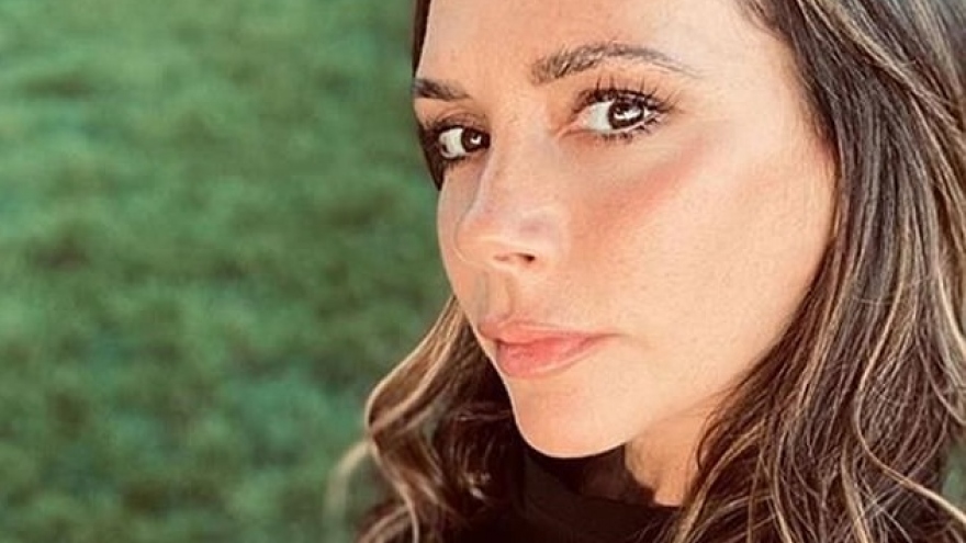 Lý do Victoria Beckham “ngồi chơi không” cũng kiếm được 1,2 triệu USD