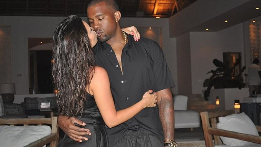 Kim Kardashian bất ngờ gọi chồng là “Vua” sau ồn ào trục trặc tình cảm