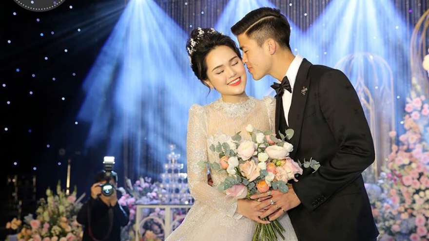 Vợ trung vệ Duy Mạnh viết tâm thư phản bác tin đồn bị chồng đánh trên phố