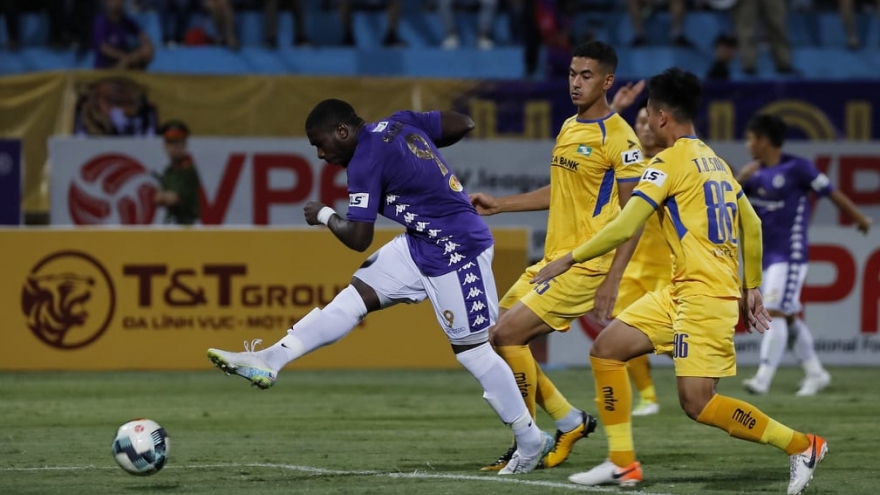 Vòng 5 V-League 2020: HAGL chia điểm tiếc nuối, SLNA soán ngôi đầu