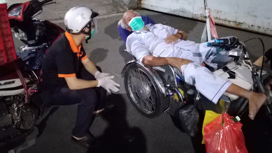 Những việc làm đẫm tình người trong đại dịch Covid-19