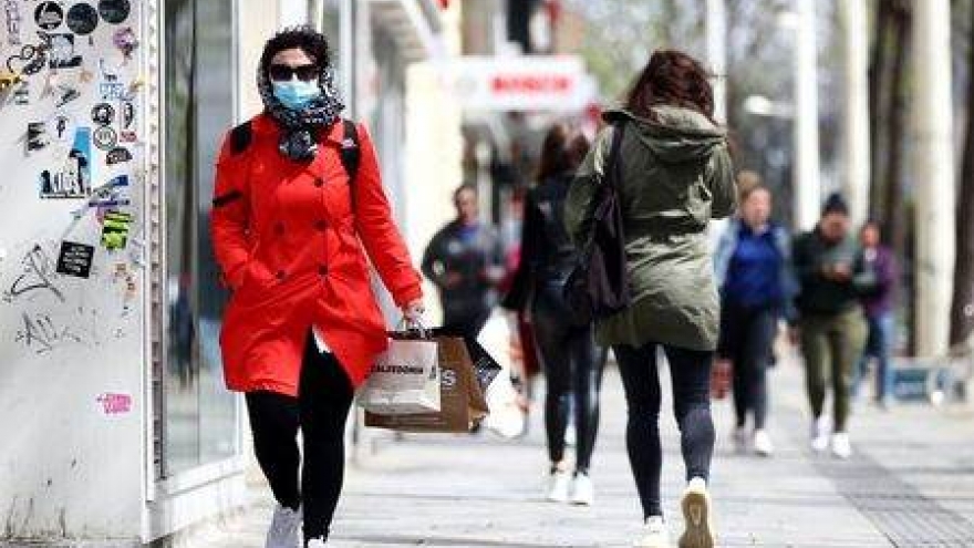 Áo cho phép mở cửa trở lại các quán và nhà hàng vào giữa tháng này