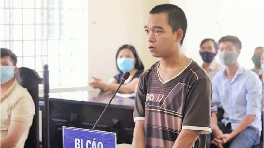 Phạt hơn 9 năm tù kẻ cướp xe, đánh CSGT khi bị yêu cầu đi cách ly