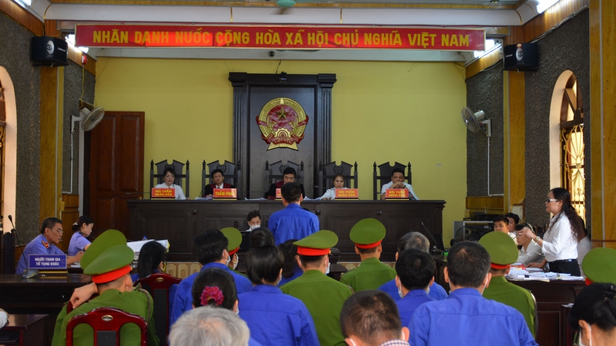 Cựu thượng tá công an Sơn La thừa nhận xem điểm là do quen biết