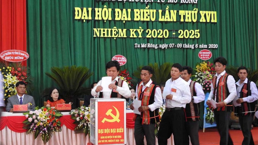 Đại hội Đảng bộ cấp huyện đầu tiên ở Kon Tum bầu trực tiếp Bí thư