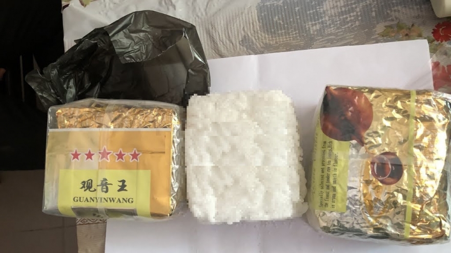 9X xách 3 kg ma túy đá chống trả quyết liệt khi bị vây bắt