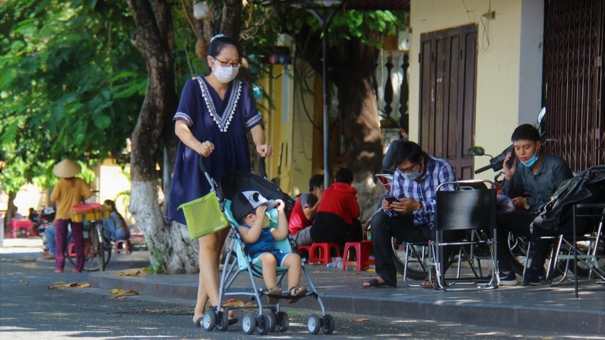 Những hình ảnh ngày đầu nới lỏng cách ly xã hội ở Quảng Nam
