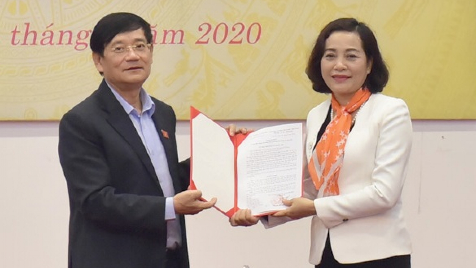 Ủy ban Thường vụ Quốc hội bổ nhiệm, phê chuẩn nhân sự mới