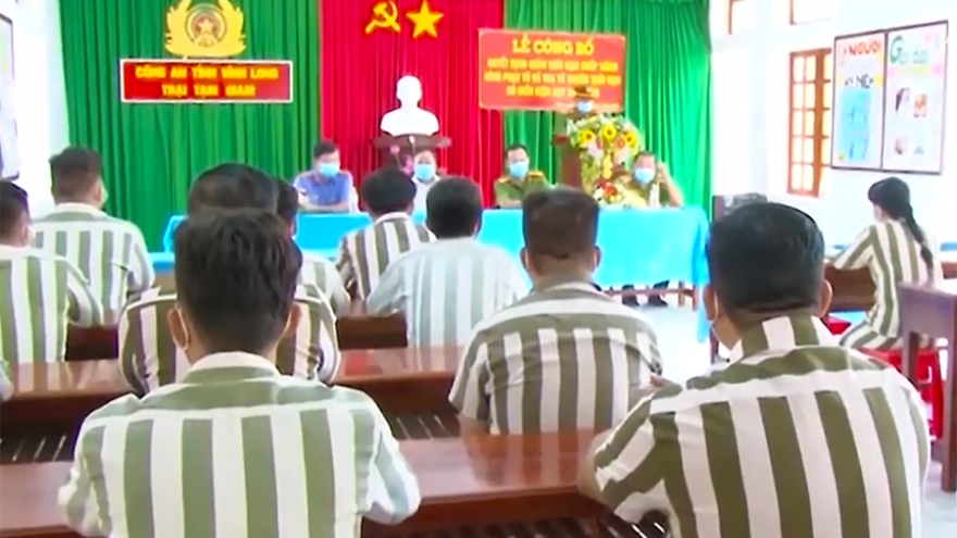 Vĩnh Long giảm án và tha tù trước thời hạn cho 13 phạm nhân