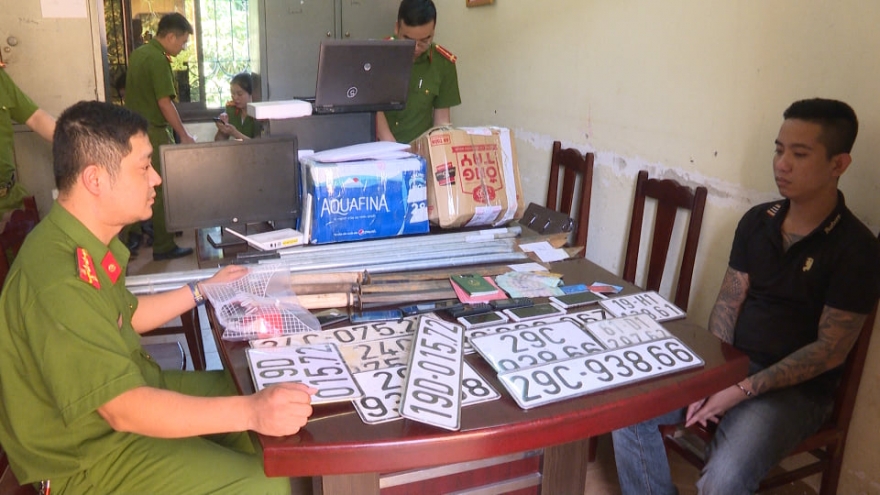 Bắt 6 đối tượng gồm Giám đốc, Phó GĐ công ty TNHH về tội cưỡng đoạt tài sản