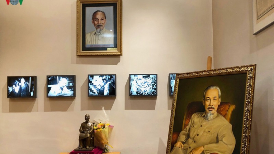 Dấu ấn của Chủ tịch Hồ Chí Minh trên đất Pháp