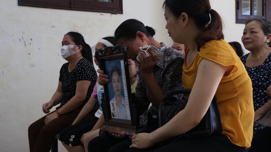 Xét xử vụ án cô gái đầu độc chị họ khiến nữ điều dưỡng chết oan