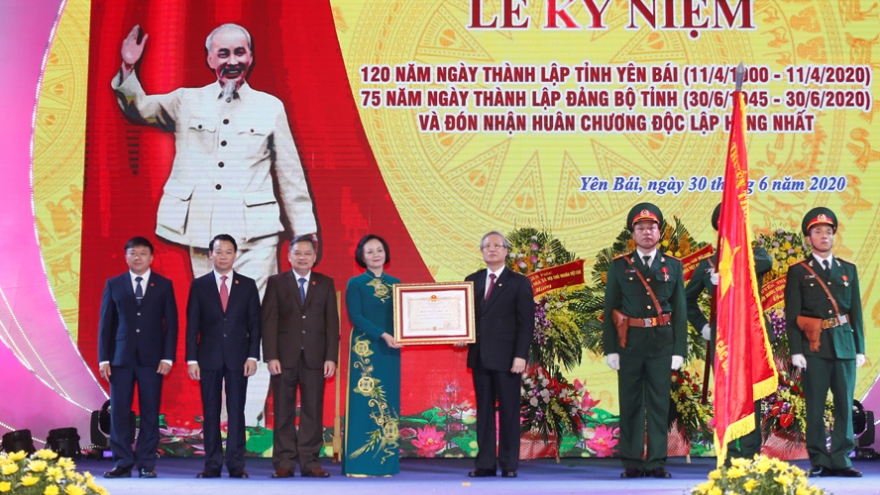 Ông Trần Quốc Vượng dự Lễ kỷ niệm 120 năm Ngày thành lập tỉnh Yên Bái