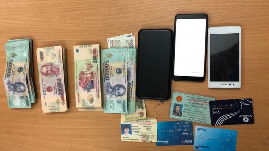 Nhặt được CMND, lập tài khoản lừa đảo hàng trăm người, chiếm đoạt tiền tỷ