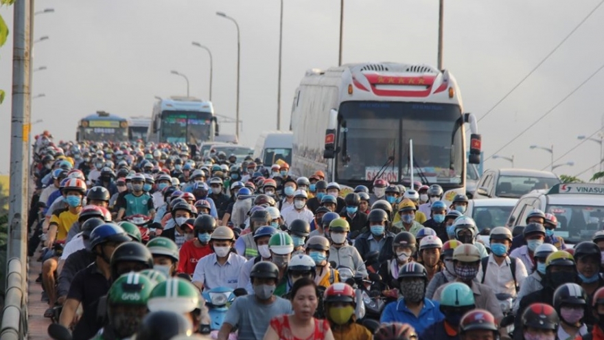 Bộ GTVT lại “rút” quy định bật đèn nhận diện xe máy ban ngày