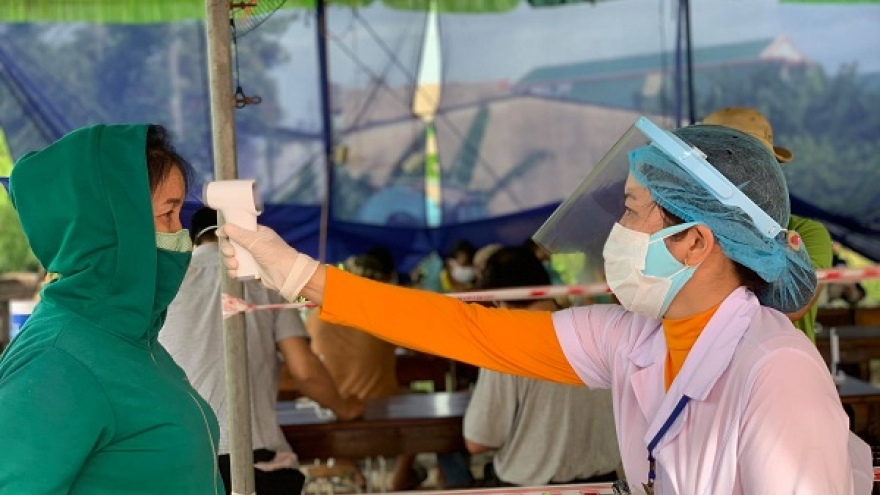 Đoàn viên thanh niên Đại học Y Dược Huế tham gia chống dịch Covid-19