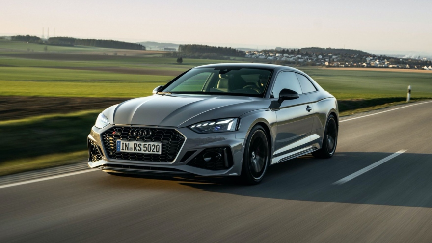 Hình ảnh chi tiết của Audi RS5 Coupe và RS5 Sportback 2020