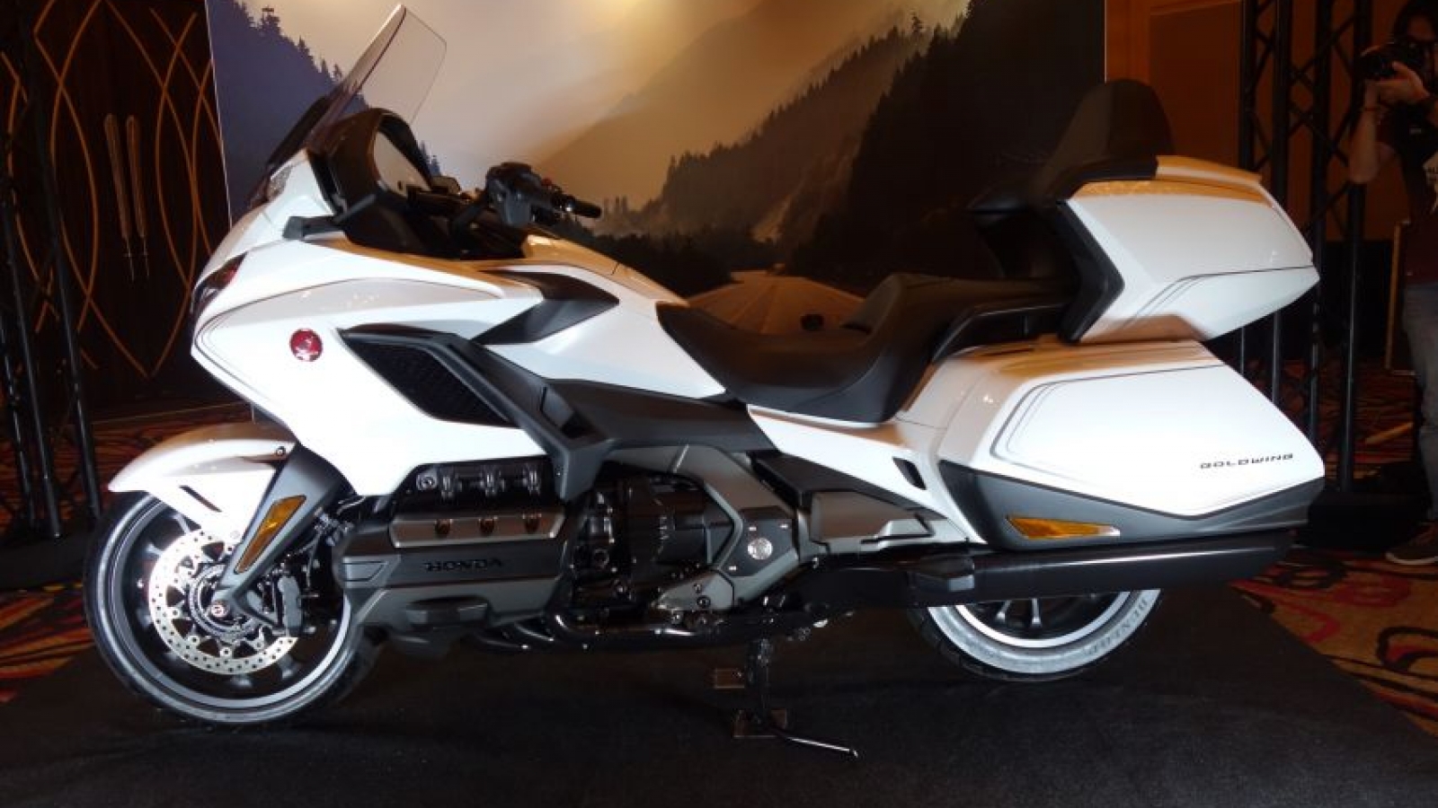 Honda Gold Wing được trang bị kết nối Android Auto
