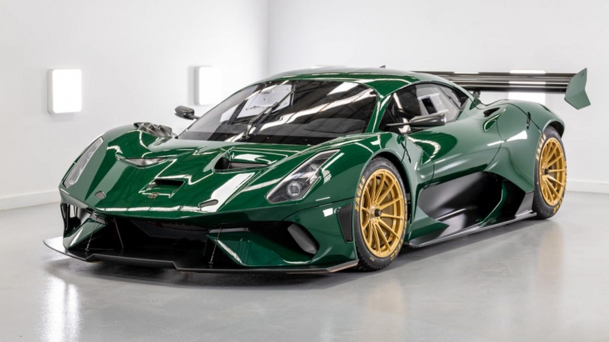 Brabham bàn giao siêu xe BT62 Competition đầu tiên cho khách hàng