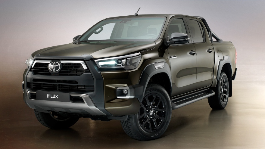 Toyota Hilux 2020 nâng cấp có thiết kế và động cơ thay đổi