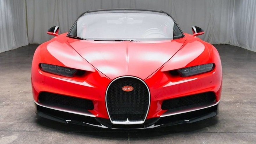 Chi tiết chiếc Bugatti Chiron đang được bán với giá 3,1 triệu USD
