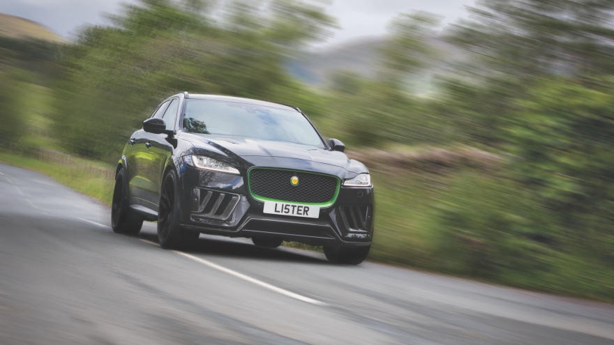 Jaguar F-Pace SVR Lister Stealth 2021 - SUV nhanh và mạnh nhất nước Anh