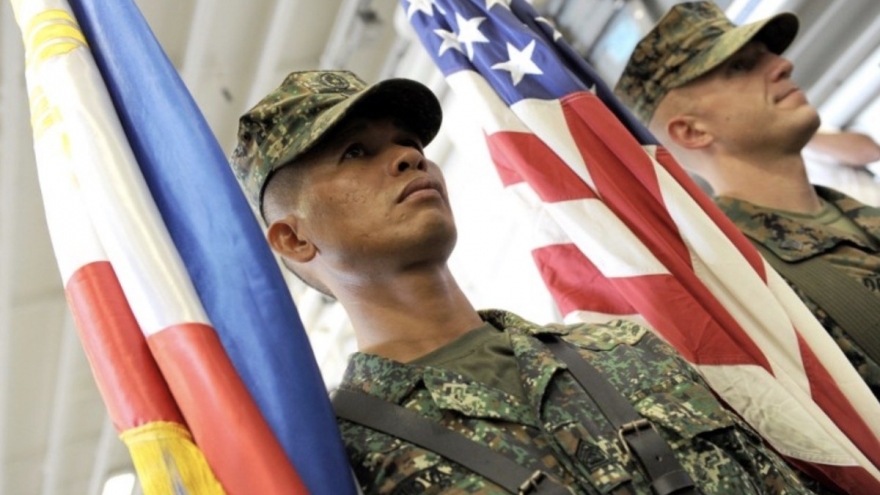 Trung Quốc gia tăng sức ép ở Biển Đông khiến Philippines khó “buông” Mỹ