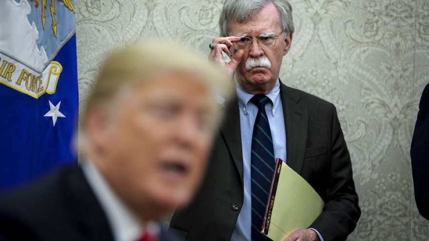 Tổng thống Mỹ Trump chỉ trích cựu Cố vấn An ninh Quốc gia “phá luật”