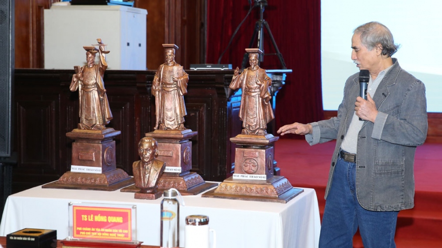 Tòa án NDTC họp Hội đồng nghệ thuật góp ý xây dựng tượng Vua Lý Thái Tông