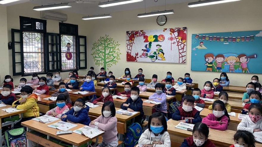 Một số tỉnh, thành cho học sinh đi học trở lại từ ngày 4/5