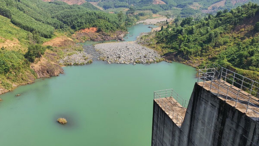 Hồ chứa thủy điện ở Quảng Nam “khát nước” do nắng hạn