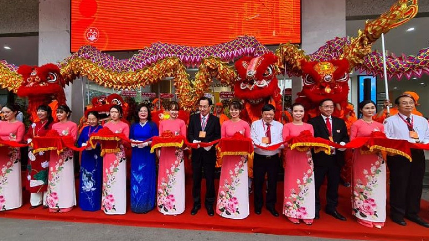 Thêm một công trình xã hội hóa phục vụ khám chữa bệnh cho phụ nữ miền Nam