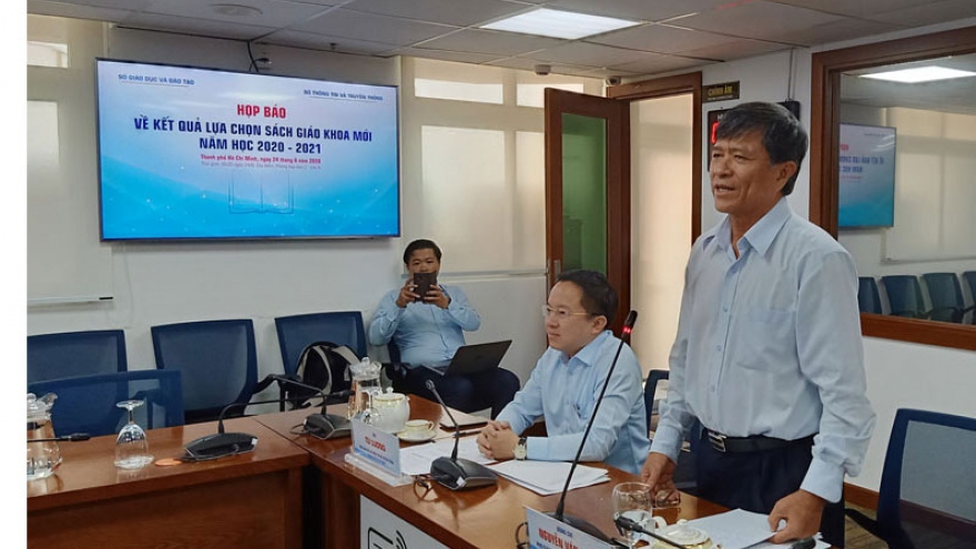 Sách giáo khoa lớp 1 mới tại TPHCM sẽ đắt gấp 3 lần sách hiện hành