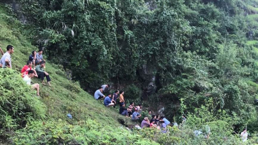 2 người tử vong khi vào hang bơm nước