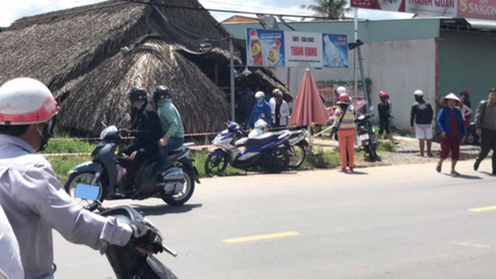Đôi nam nữ chết bất thường trong quán cà phê