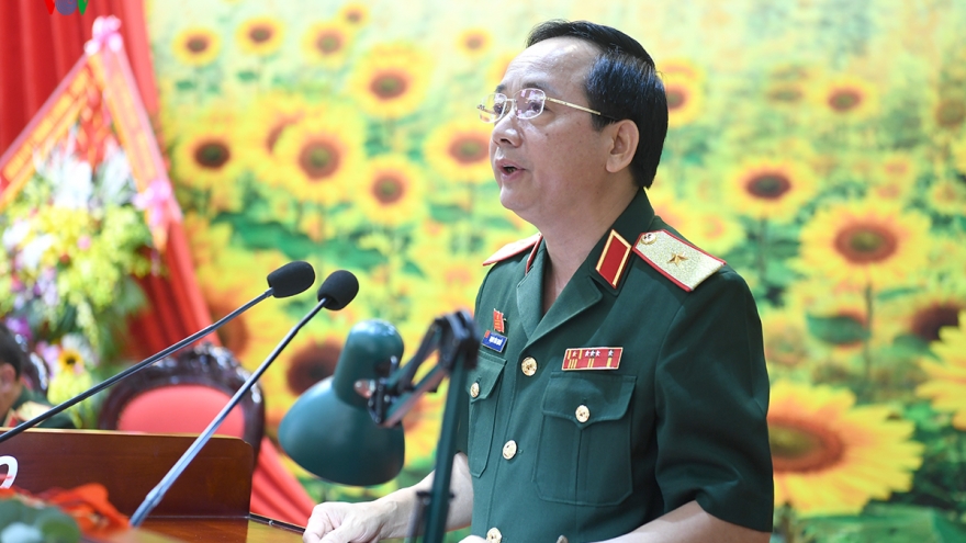 Thiếu tướng Trịnh Văn Quyết được bầu làm Bí thư Đảng uỷ Quân khu 2
