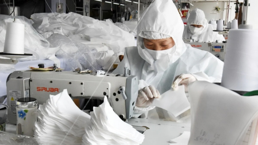 Trung Quốc dừng giấy phép xuất khẩu trang thiết bị, vật tư y tế