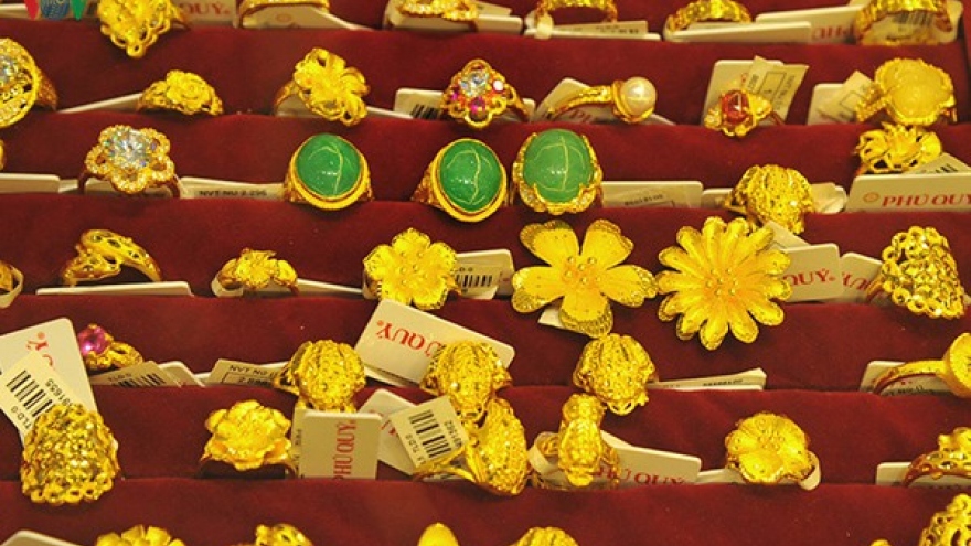 Giá vàng hôm nay: Vẫn ổn định ở mức cao