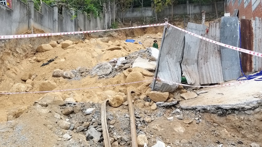 Vụ san gạt đất núi Lớn ở Vũng Tàu: Sẽ thu hồi giấy phép xây dựng