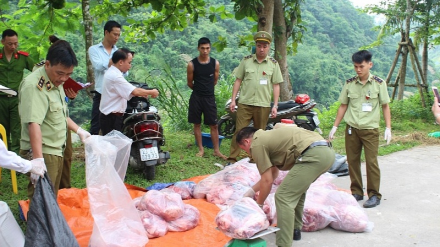Thịt lợn trở thành món hàng buôn lậu “nóng” qua biên giới
