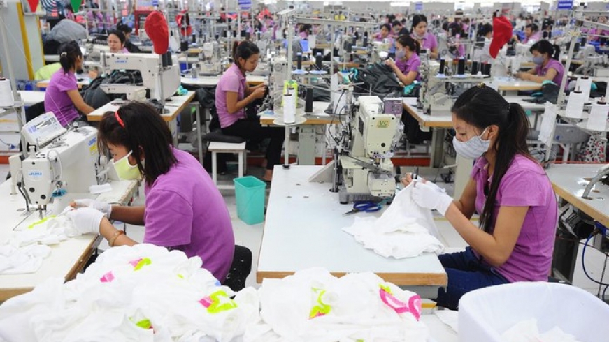 Doanh nghiệp dệt may lao đao vì Covid-19