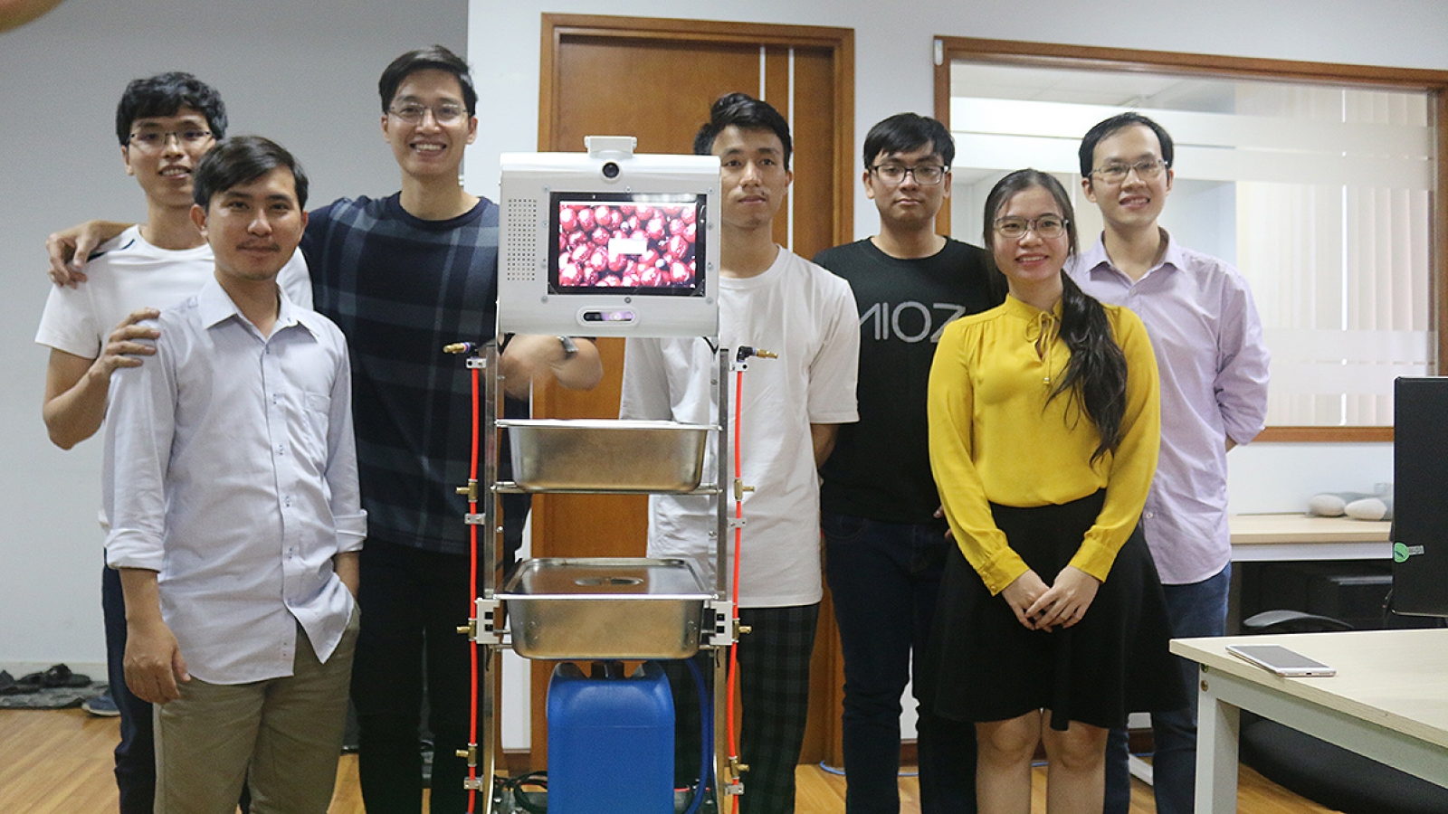 “Robot vận chuyển tự động” ra đời trong mùa Covid-19