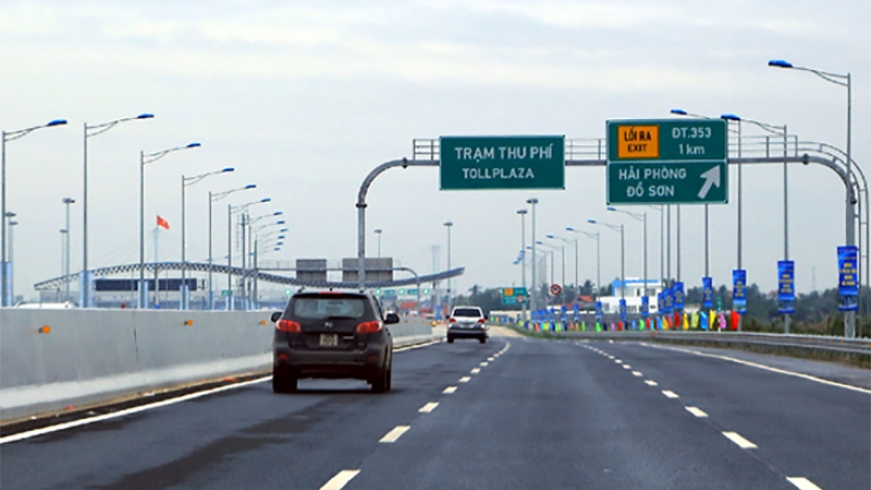 Giảm phí bảo trì đường bộ đến hết năm 2020