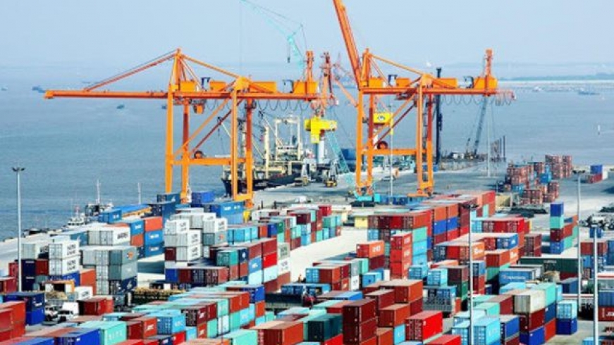 Việt Nam xuất siêu vượt mốc hơn 10 tỷ USD