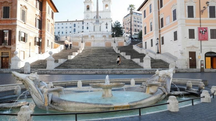 Italy gia hạn phong toả đến 3/5, số ca tử vong ở Tây Ban Nha giảm